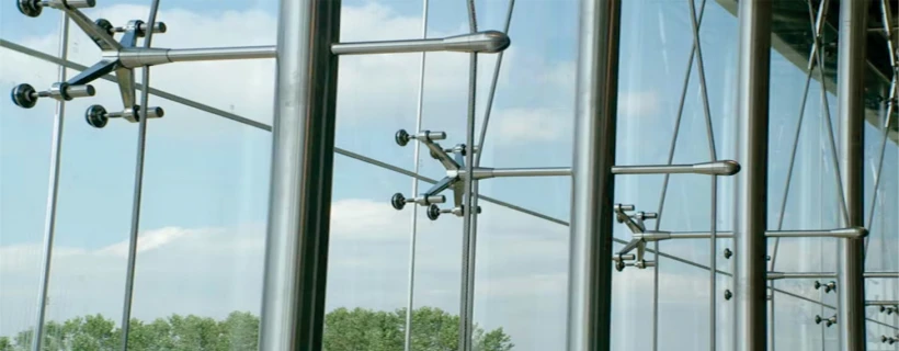 Spider Glass Wall